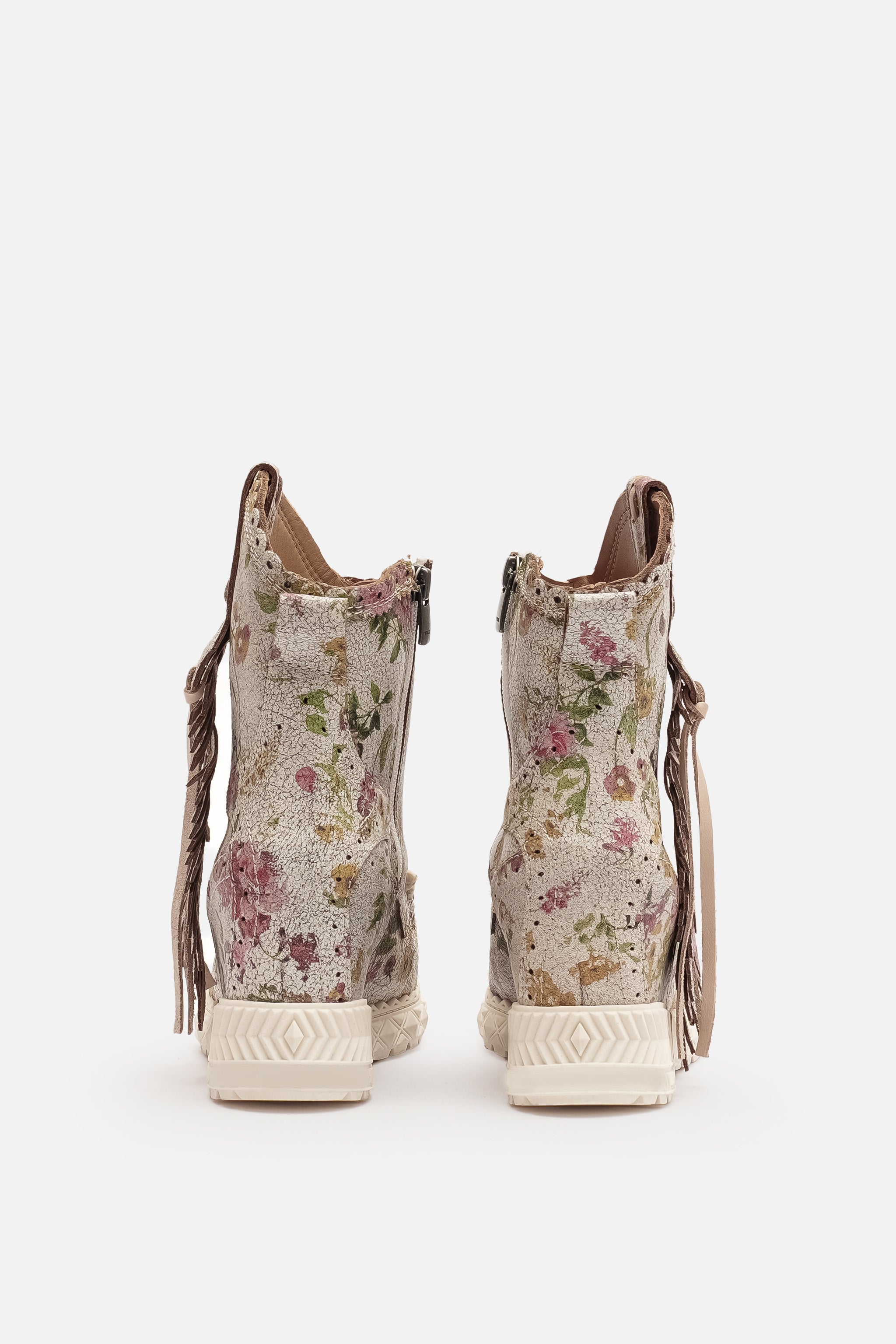 Nobrand Arya Bot Özel Tasarım