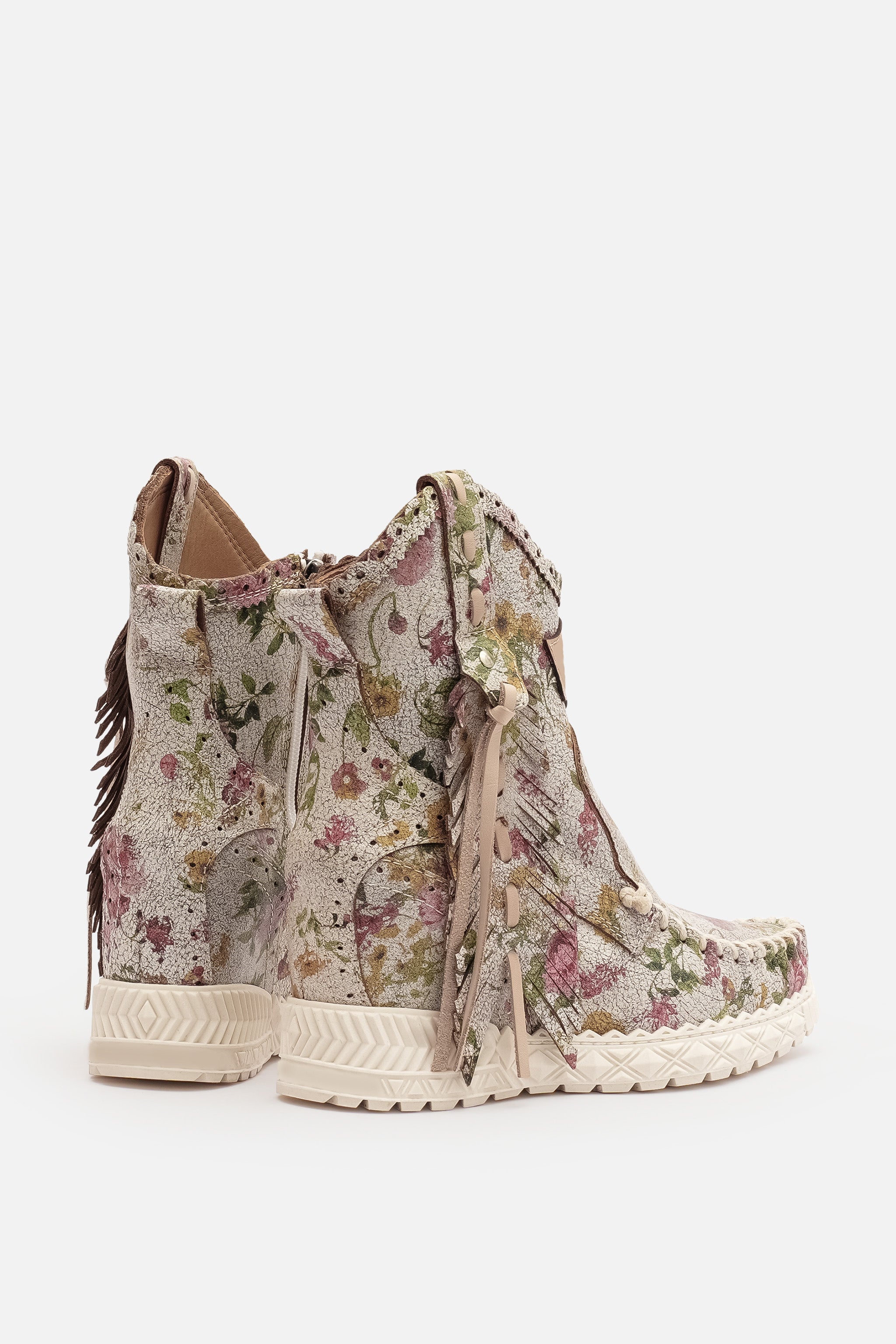 Nobrand Arya Bot Özel Tasarım