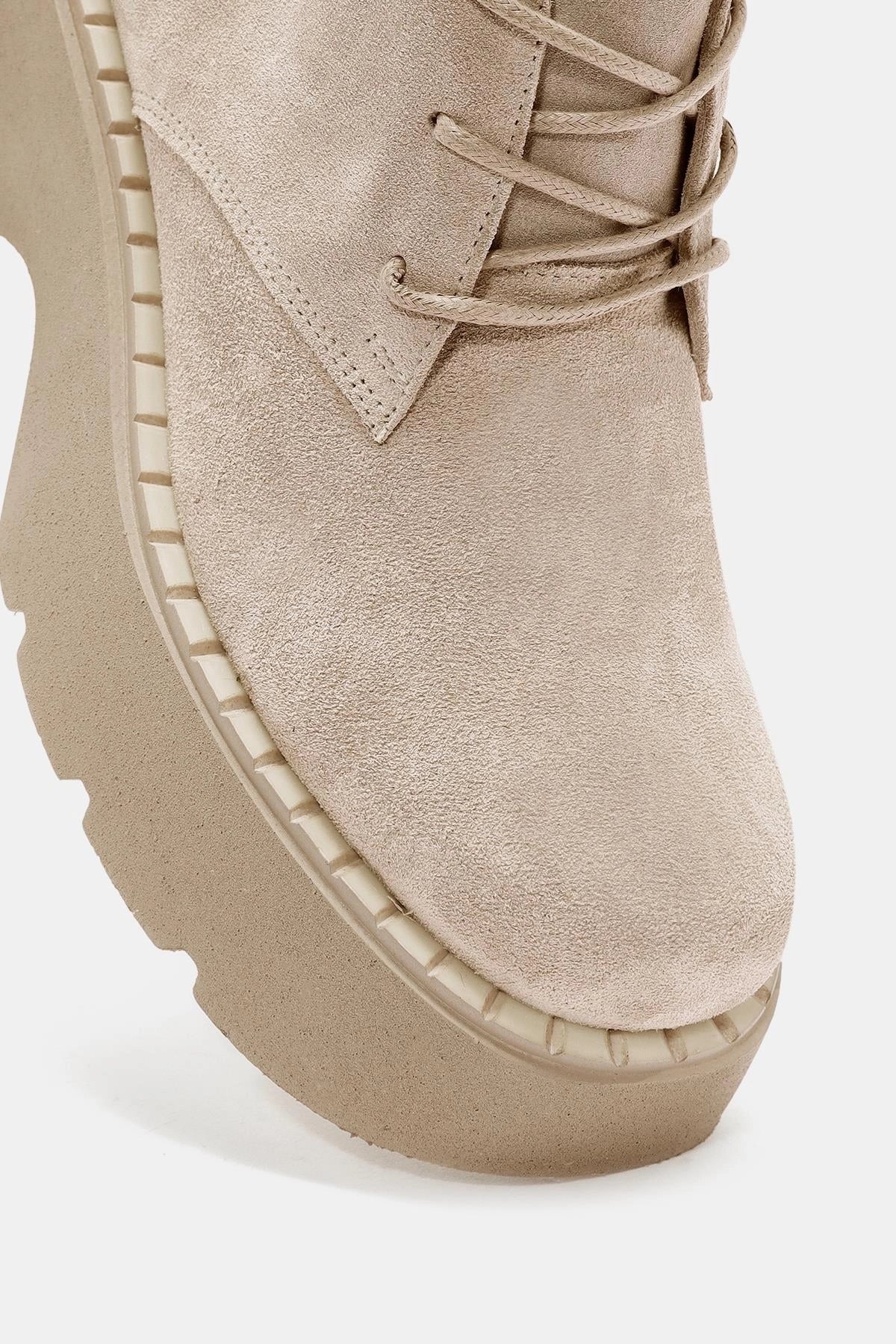 Nobrand Look Kadın Bot