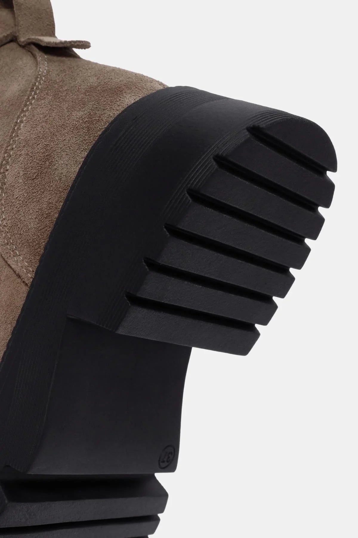 Nobrand Lavi Kadın Bot